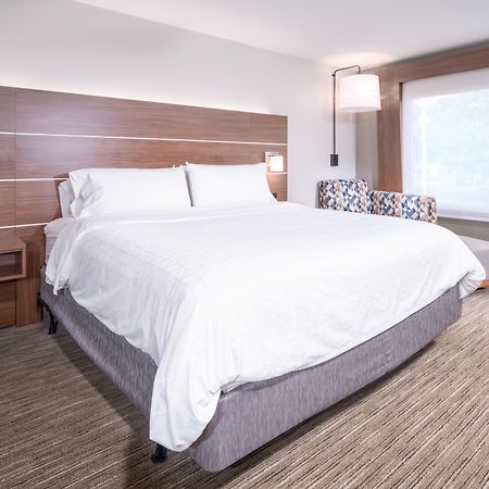 Holiday Inn Express & Suites Brevard - City Center المظهر الخارجي الصورة